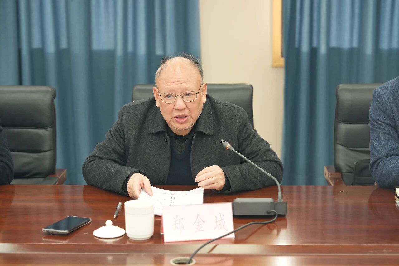 【凝聚“五老”智慧，共繪育人新篇】市教委關(guān)工委中職分會(huì)第四片區(qū)工作研討會(huì)在重慶市經(jīng)貿(mào)中等專業(yè)學(xué)校成功召開